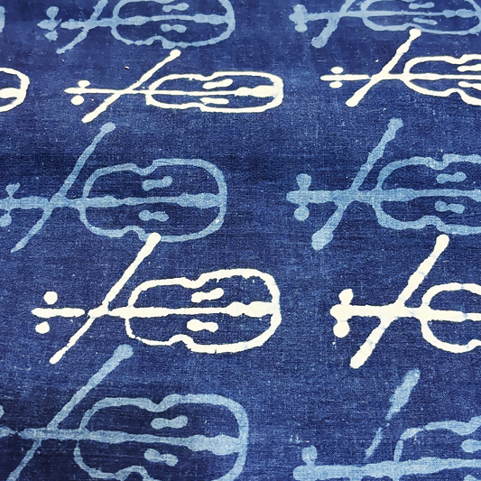 Dabu Indigo Handblock Cotton Print - Guitar Pattern Print - Image 2